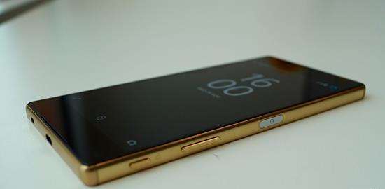 Sony Xperia Z5 смартфон з неймовірним екраном