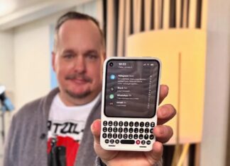 Praktyczny komunikator My Clicks: śmiało ruszaj tam, gdzie były wcześniej telefony