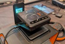 Проектор Aurzen Zip Отримав Кіберпанківське Оновлення: Переосмислення Портативних Розваг