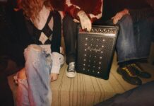 Marshall Випускає Компактну, Потужну Вечіркову Колонку Bromley 450