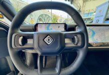 Повернення Тревіса Каланіка: Знайомий Технологічний Ландшафт